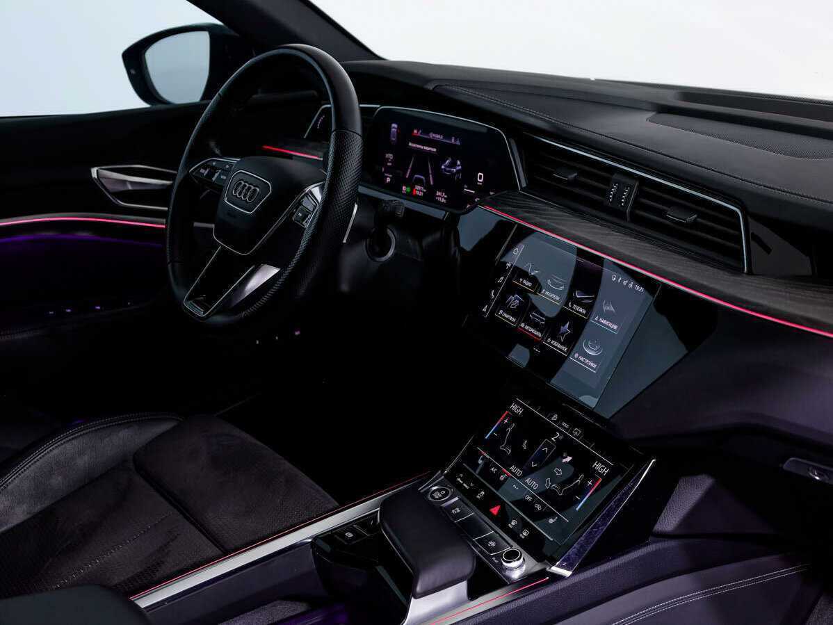 Audi e-tron 2021 года с пробегом. Фото: #19