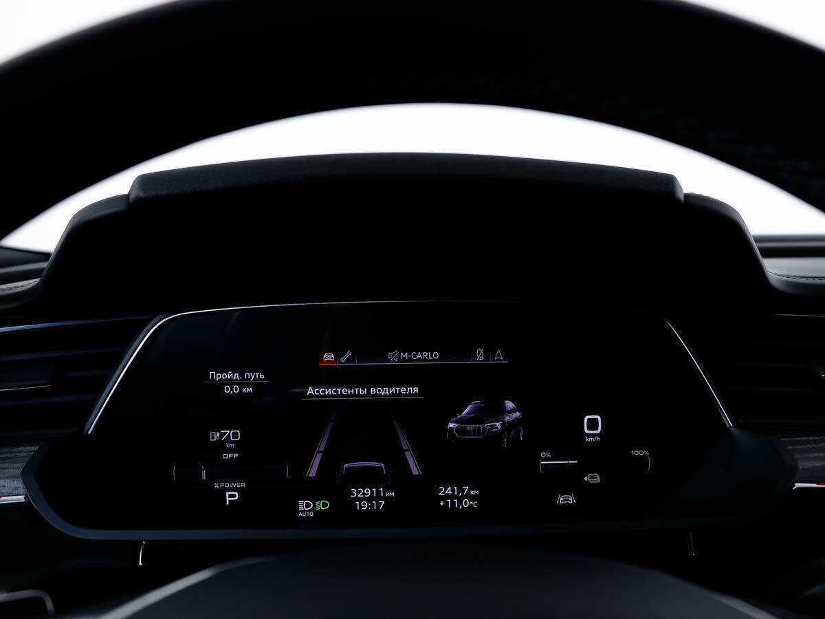 Audi e-tron 2021 года с пробегом. Фото: #21
