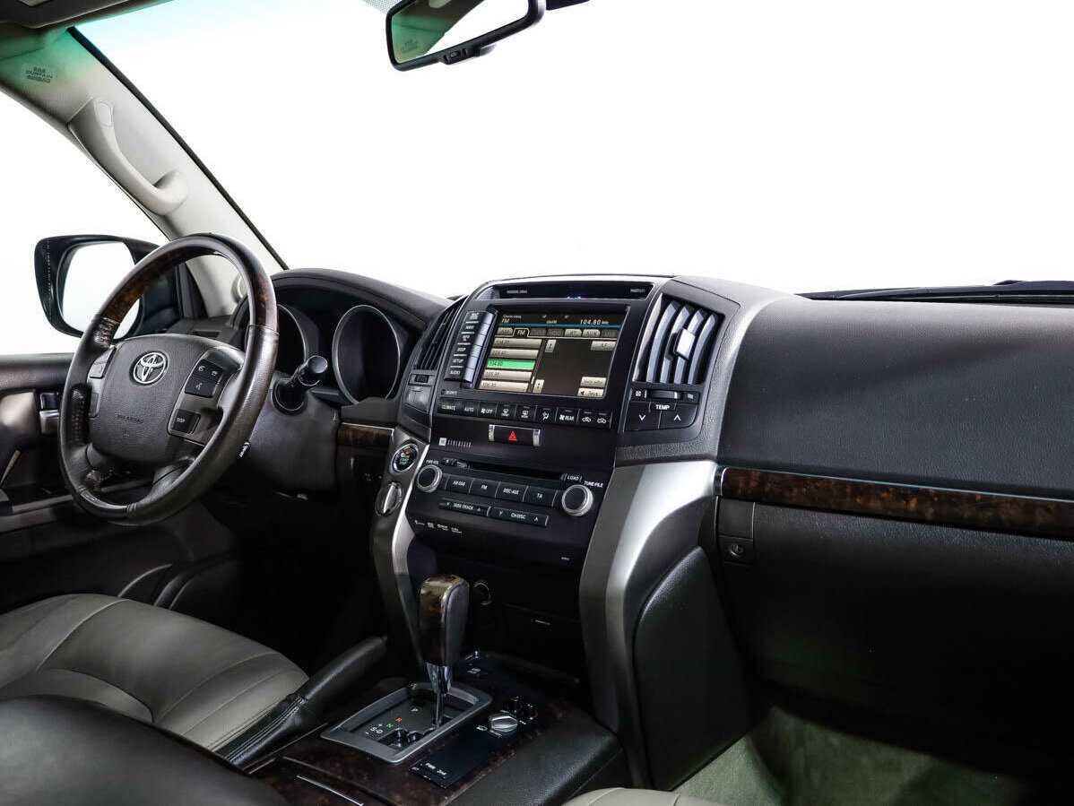 Toyota Land Cruiser 2010 года с пробегом. Фото: #7