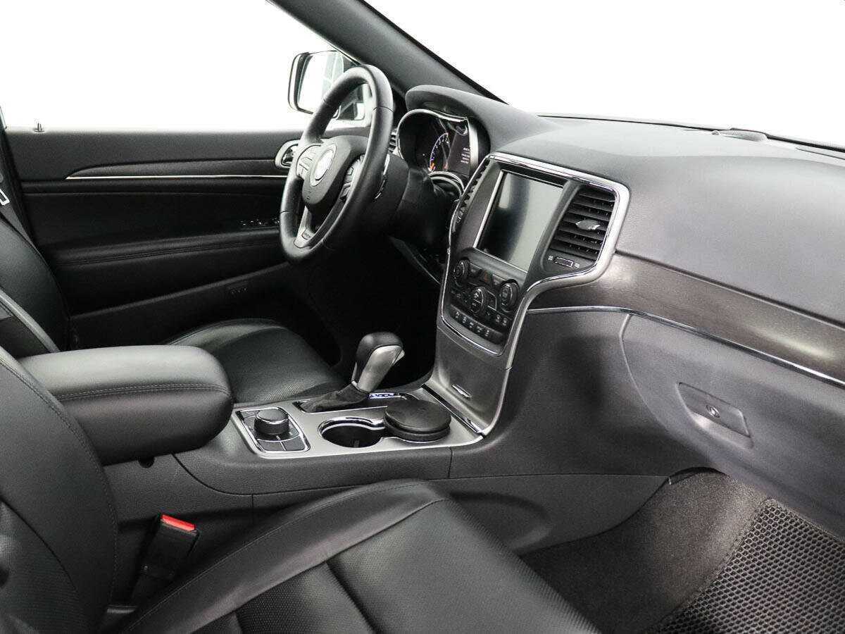 Jeep Grand Cherokee 2018 года с пробегом. Фото: #6