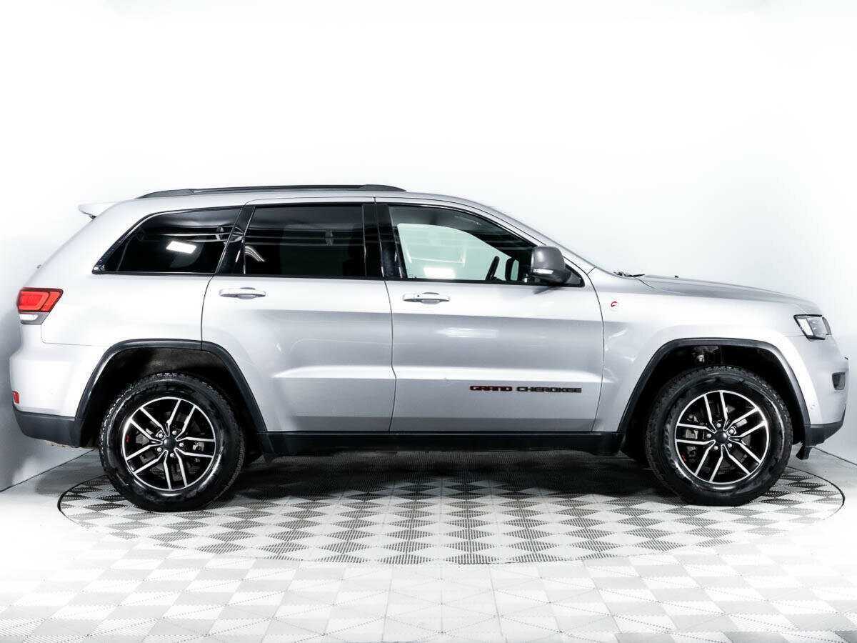 Jeep Grand Cherokee 2019 года с пробегом. Фото: #3