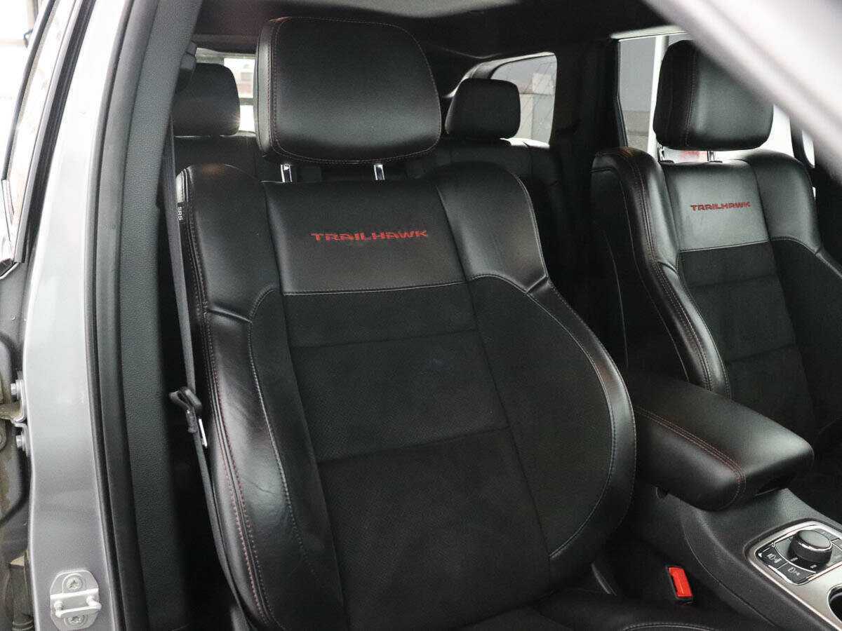 Jeep Grand Cherokee 2019 года с пробегом. Фото: #9