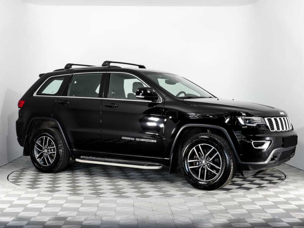 Jeep Grand Cherokee 2018 года с пробегом. Фото: #1