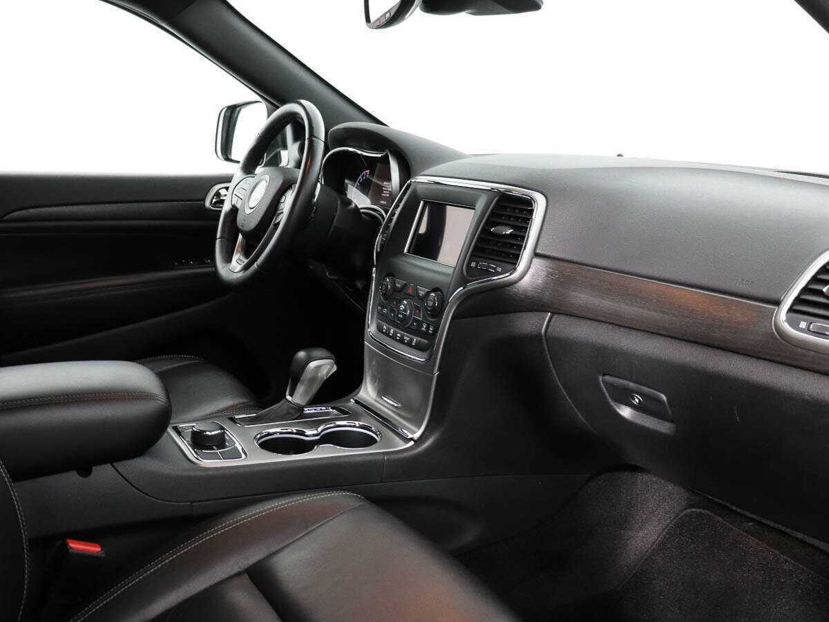 Jeep Grand Cherokee 2018 года с пробегом. Фото: #7