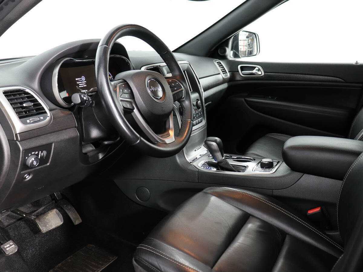 Jeep Grand Cherokee 2018 года с пробегом. Фото: #8