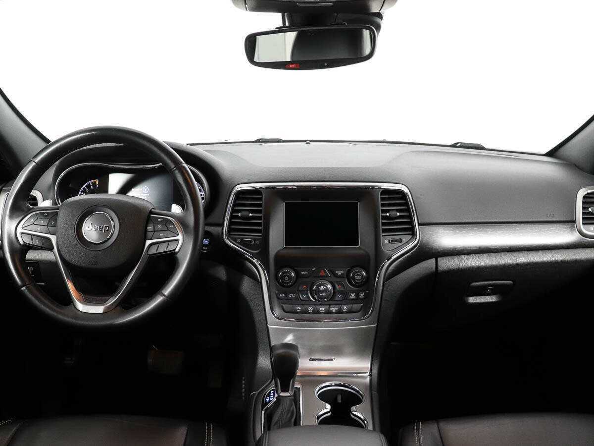 Jeep Grand Cherokee 2018 года с пробегом. Фото: #11