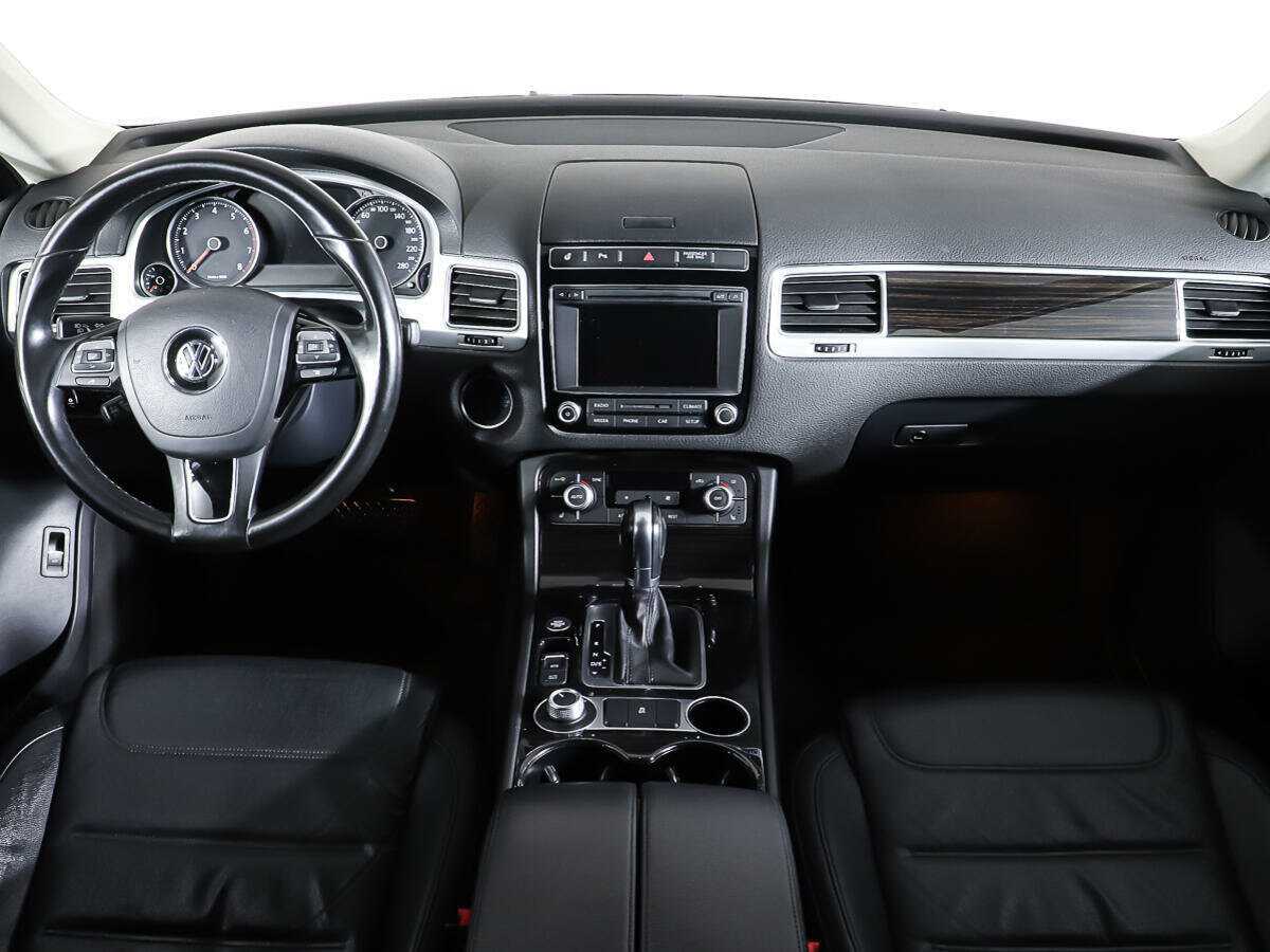 Volkswagen Touareg 2015 года с пробегом. Фото: #10