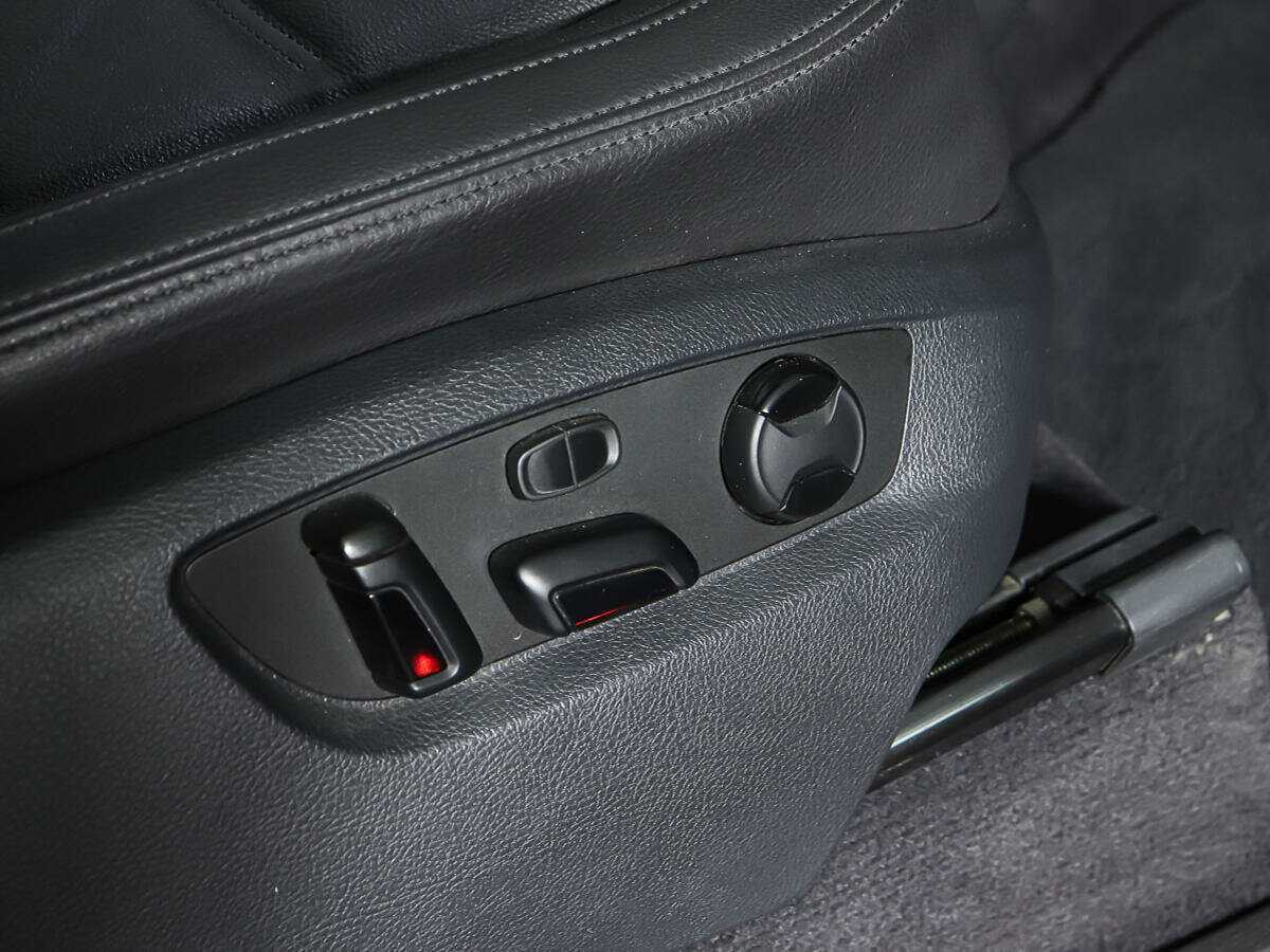 Volkswagen Touareg 2015 года с пробегом. Фото: #15