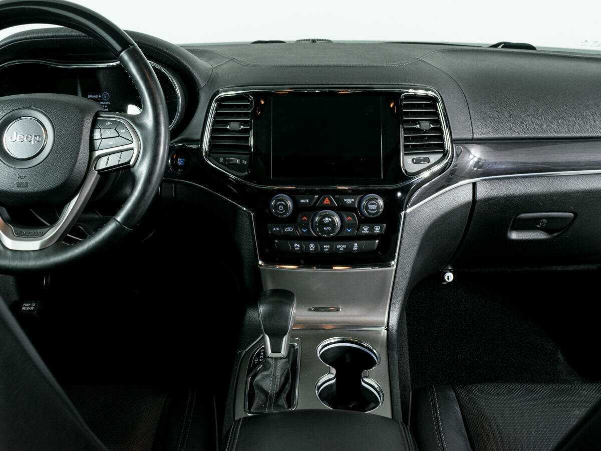 Jeep Grand Cherokee 2019 года с пробегом. Фото: #9