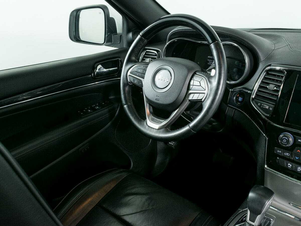 Jeep Grand Cherokee 2019 года с пробегом. Фото: #11