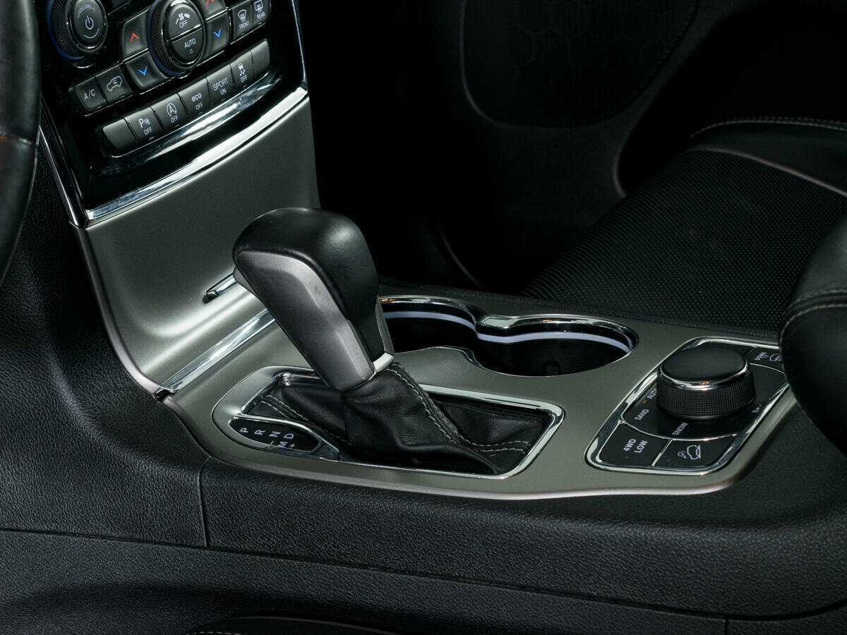 Jeep Grand Cherokee 2019 года с пробегом. Фото: #18