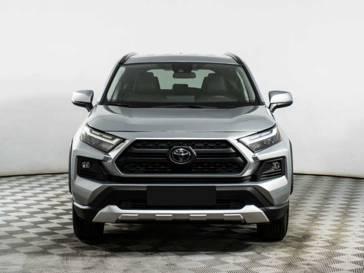 Toyota RAV4 2022 года с пробегом. Фото: #1