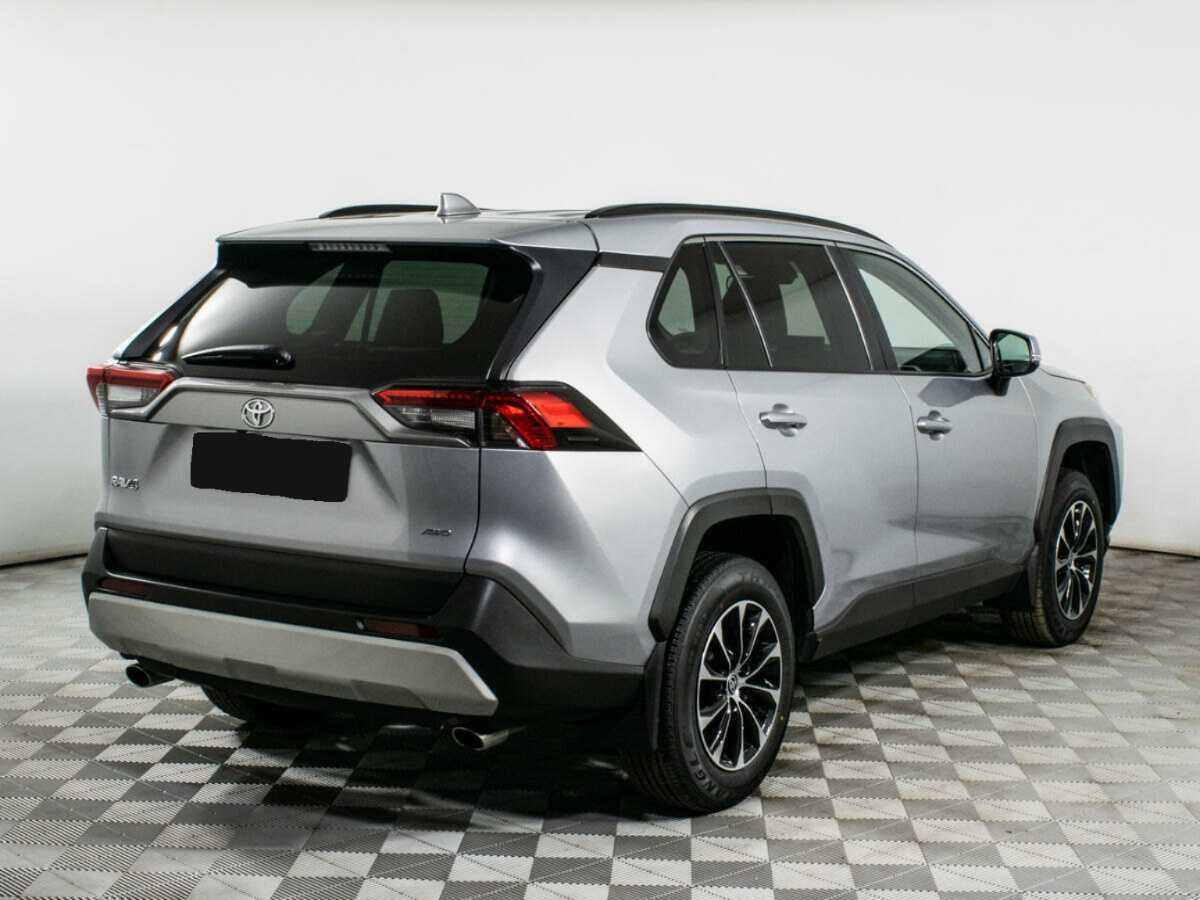 Toyota RAV4 2022 года с пробегом. Фото: #3