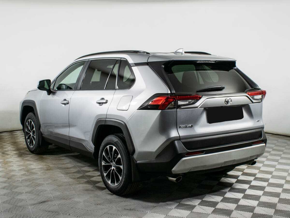 Toyota RAV4 2022 года с пробегом. Фото: #5