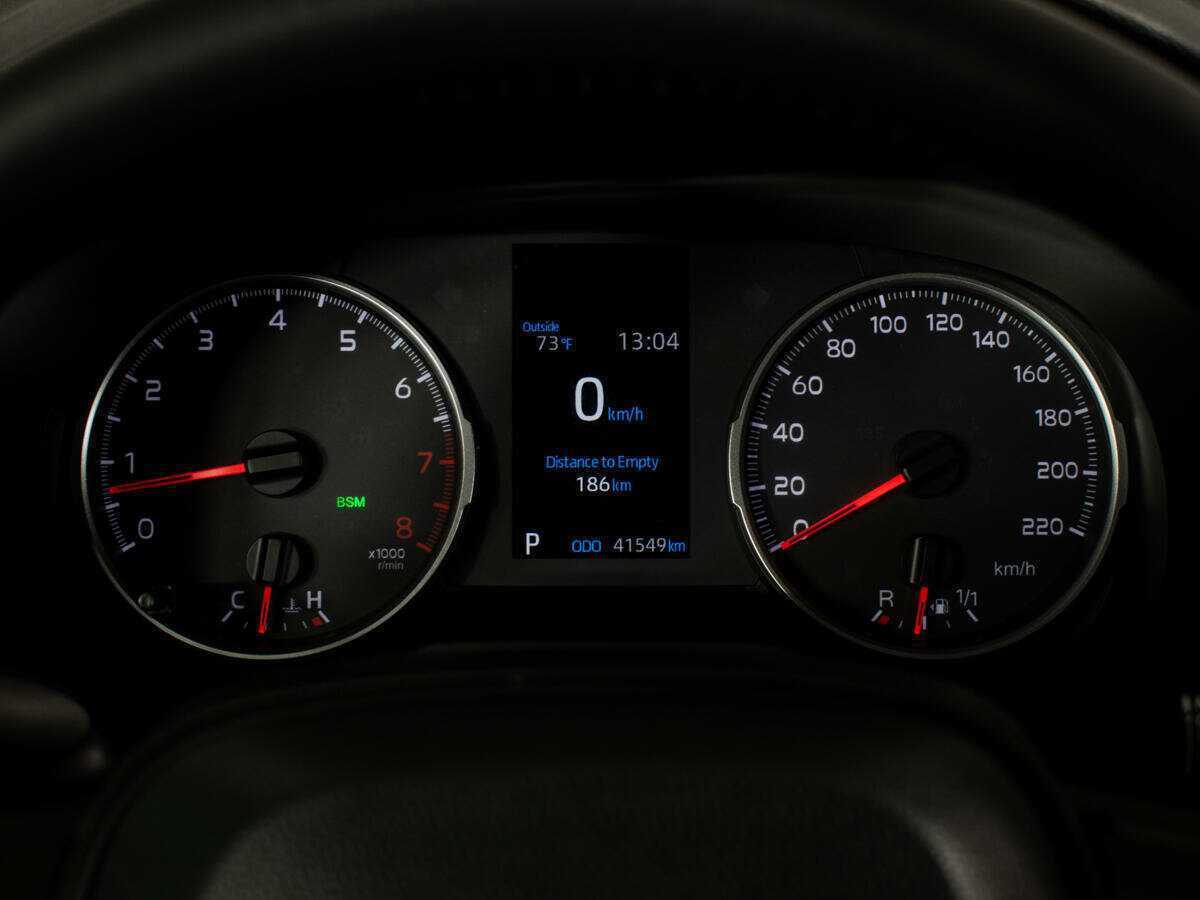 Toyota RAV4 2022 года с пробегом. Фото: #9