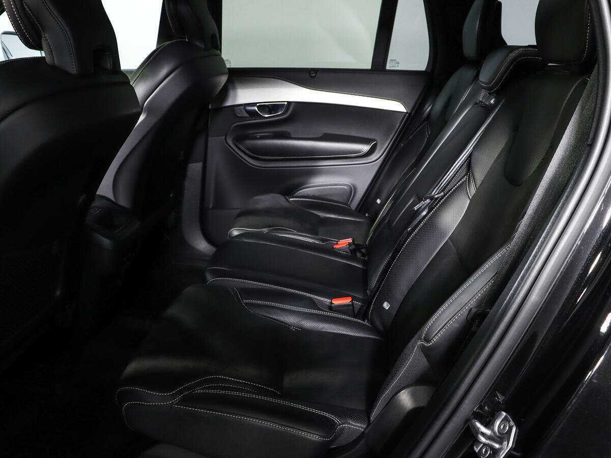 Volvo XC90 2018 года с пробегом. Фото: #9