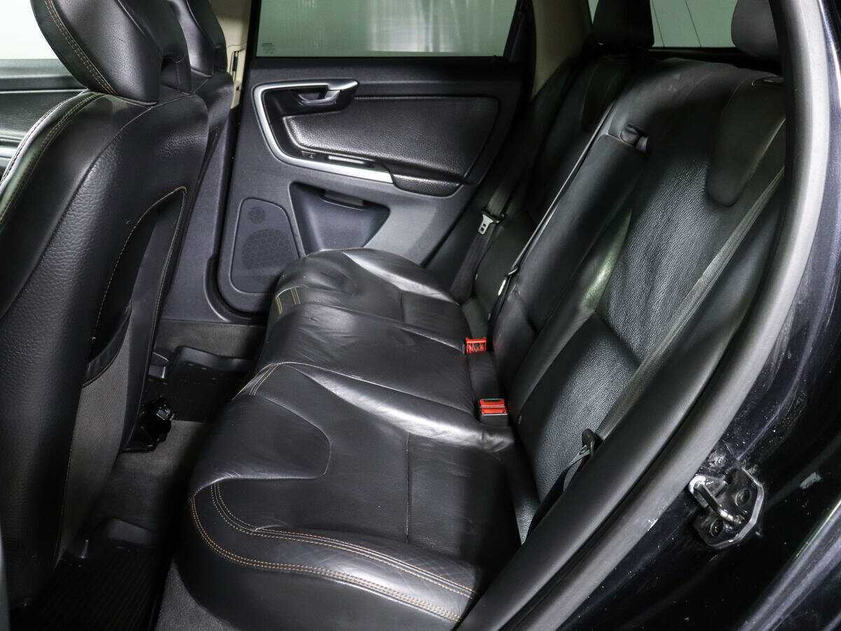 Volvo XC60 2010 года с пробегом. Фото: #9