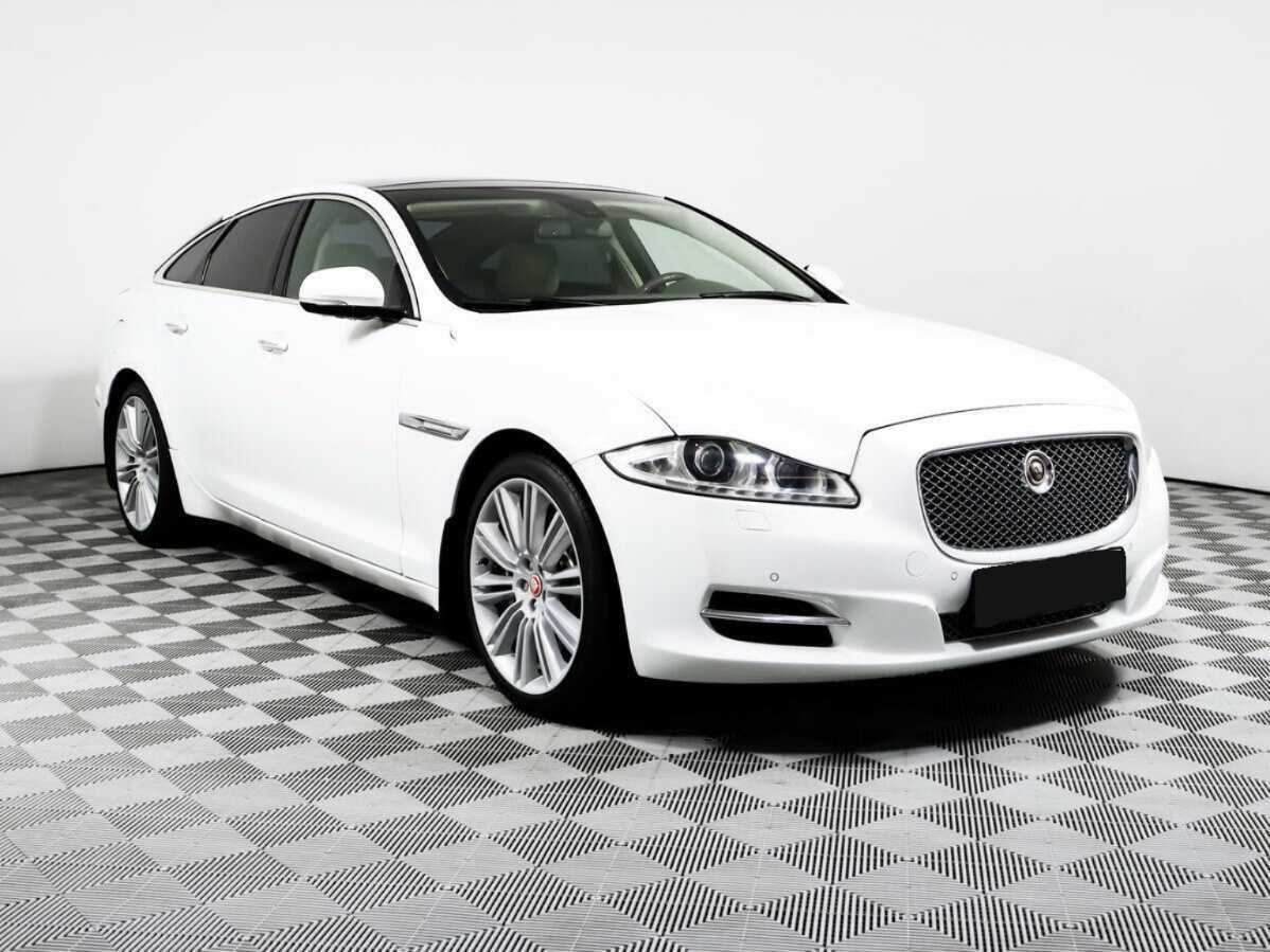 Jaguar XJ 2012 года с пробегом. Фото: #2