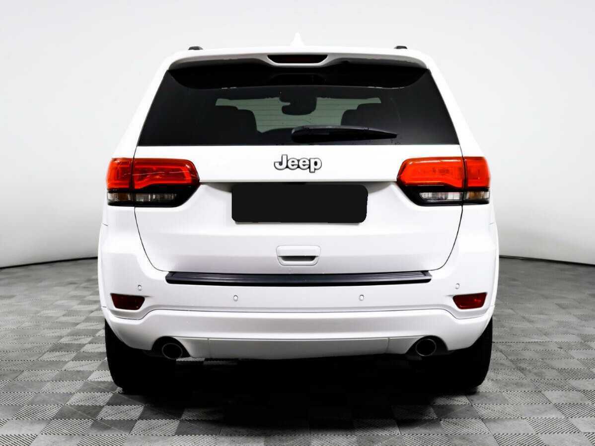 Jeep Grand Cherokee 2017 года с пробегом. Фото: #4