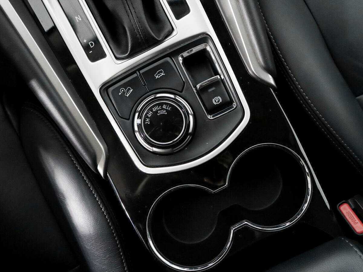 Mitsubishi Pajero Sport 2019 года с пробегом. Фото: #10