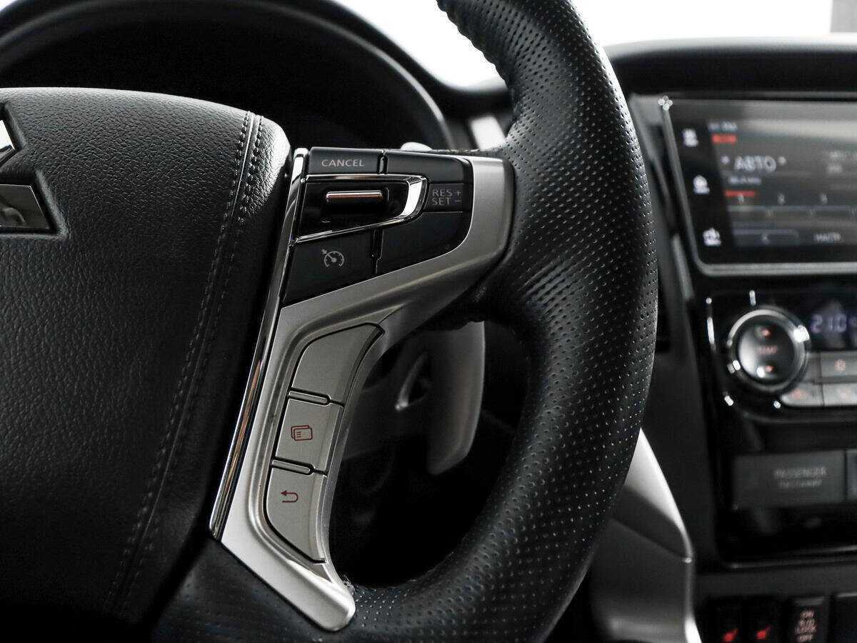 Mitsubishi Pajero Sport 2019 года с пробегом. Фото: #15