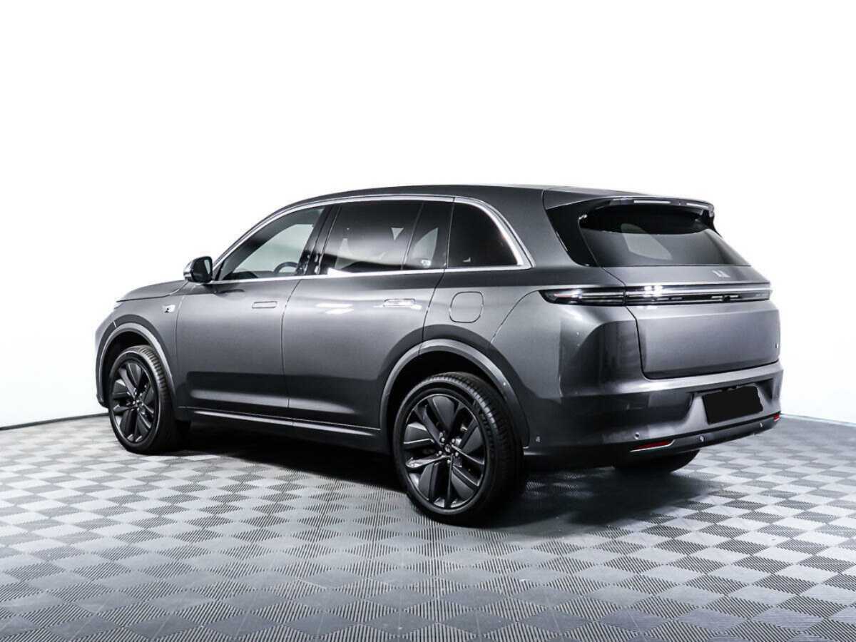 LiXiang L7 2023 года с пробегом. Фото: #5