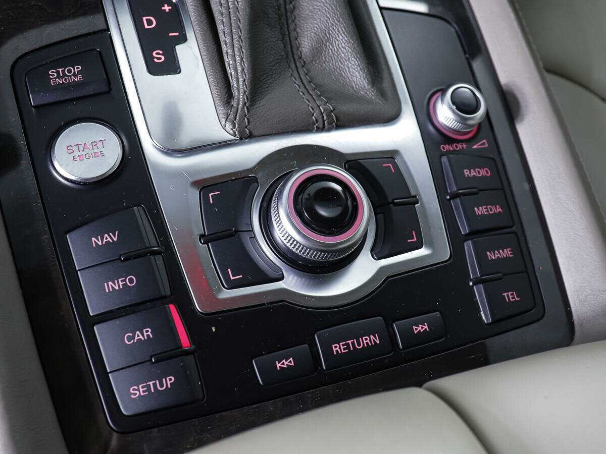 Audi Q7 2010 года с пробегом. Фото: #22