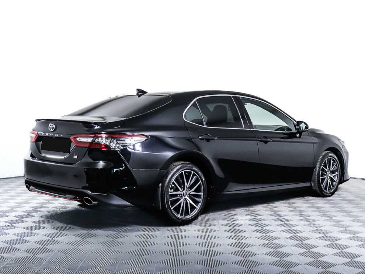 Toyota Camry 2021 года с пробегом. Фото: #3