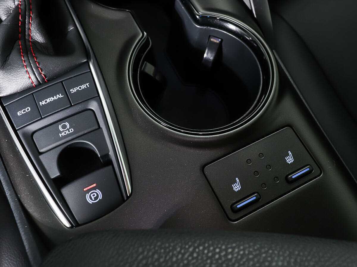 Toyota Camry 2021 года с пробегом. Фото: #15