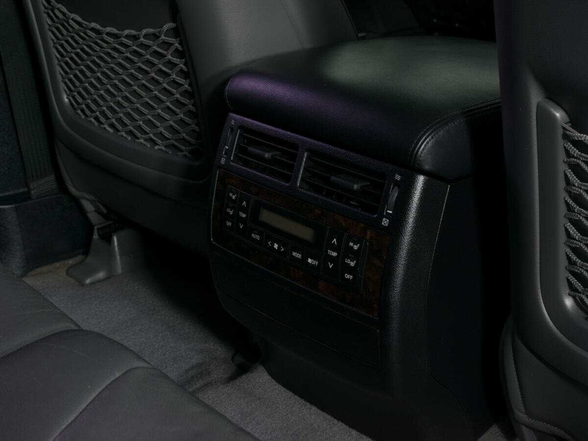 Toyota Land Cruiser 2010 года с пробегом. Фото: #11