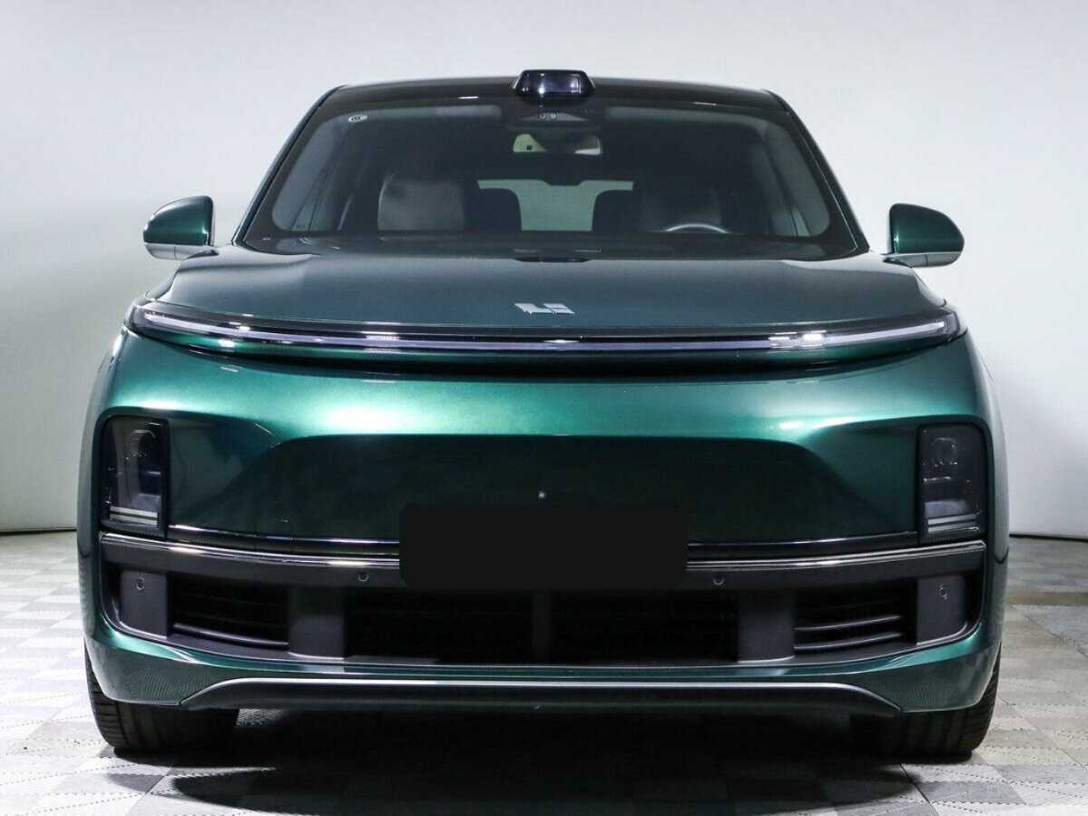 LiXiang L9 2023 года с пробегом. Фото: #1