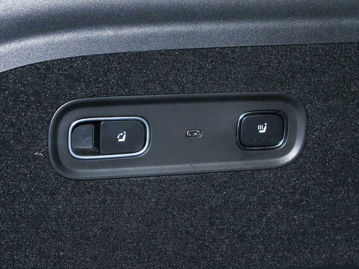 LiXiang L9 2023 года с пробегом. Фото: #11