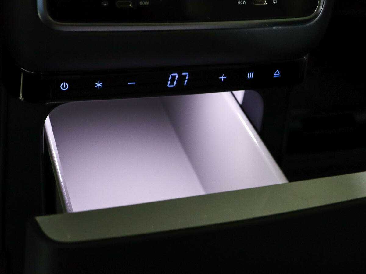 LiXiang L9 2023 года с пробегом. Фото: #14