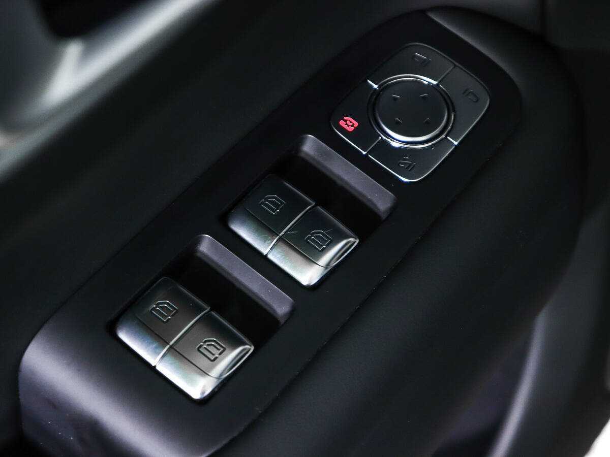 LiXiang L9 2023 года с пробегом. Фото: #18