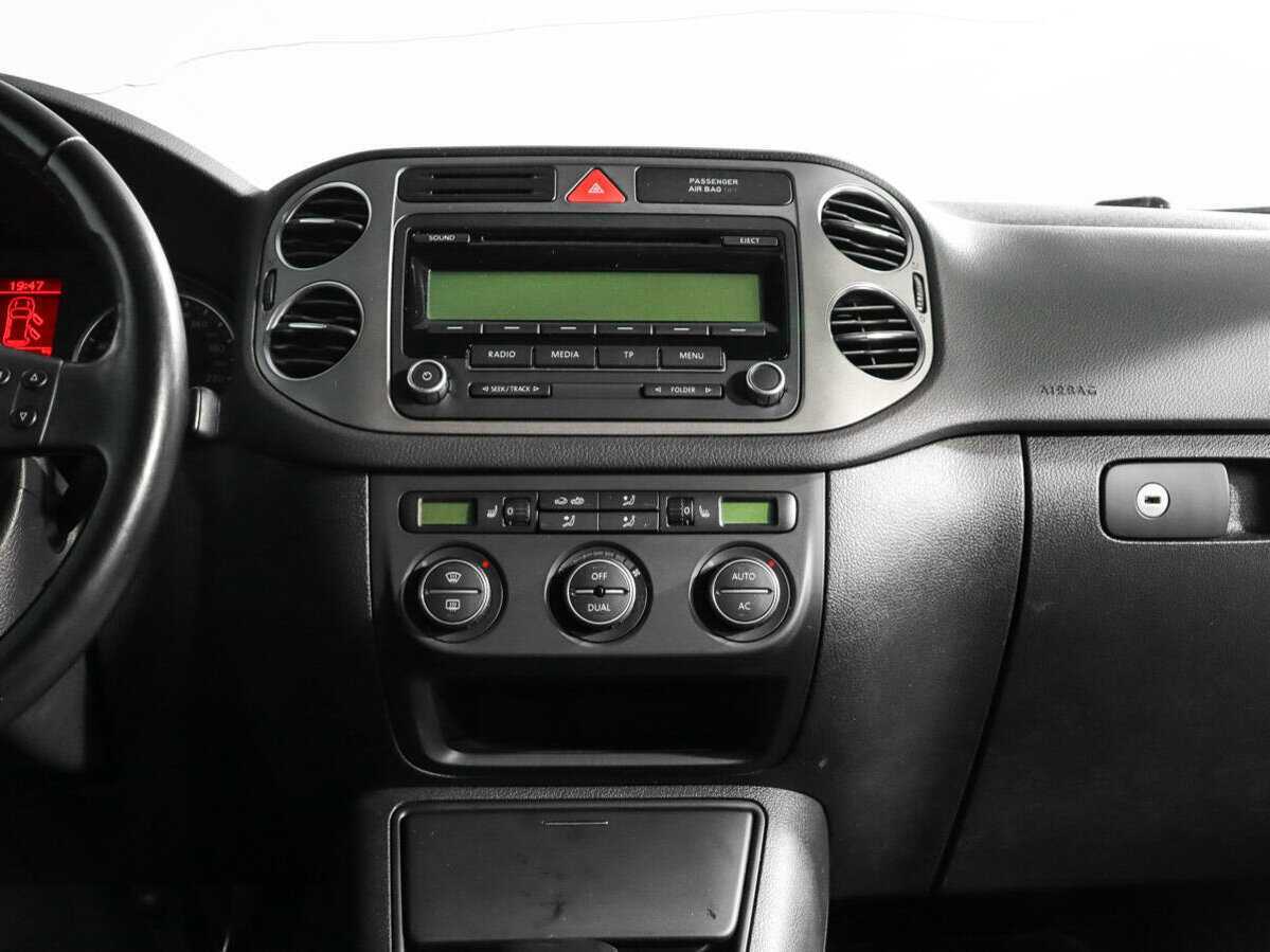 Volkswagen Tiguan 2009 года с пробегом. Фото: #10