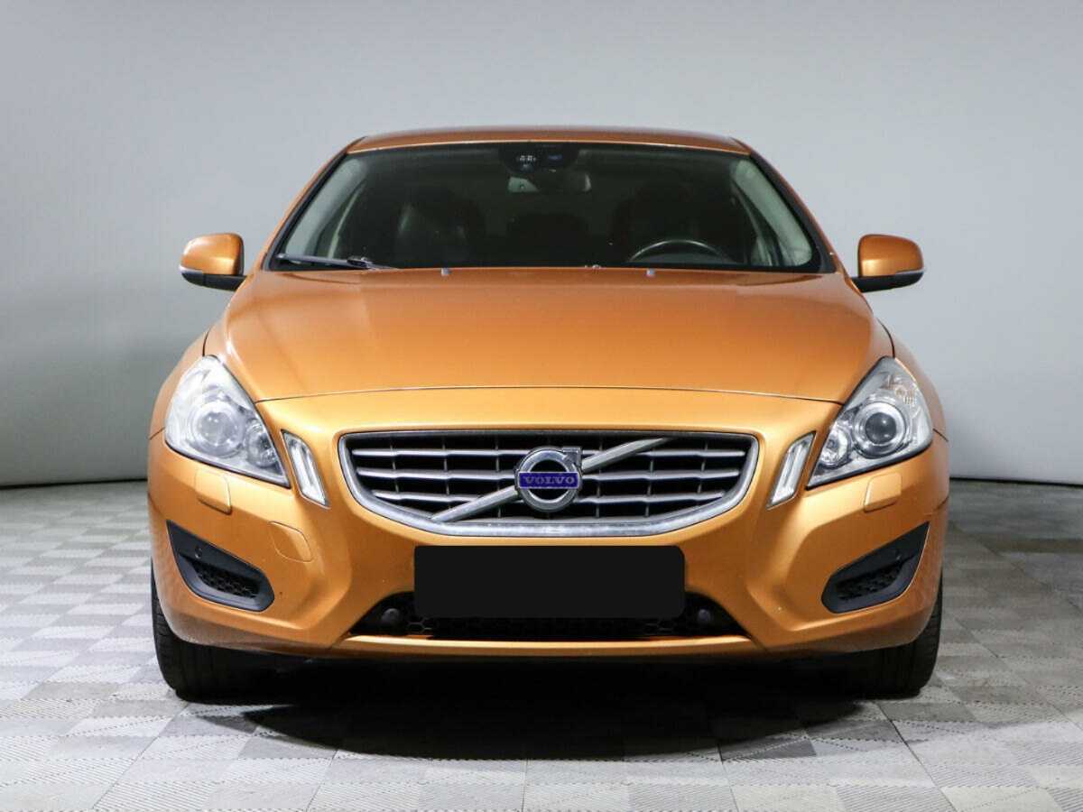 Volvo S60 2011 года с пробегом. Фото: #1