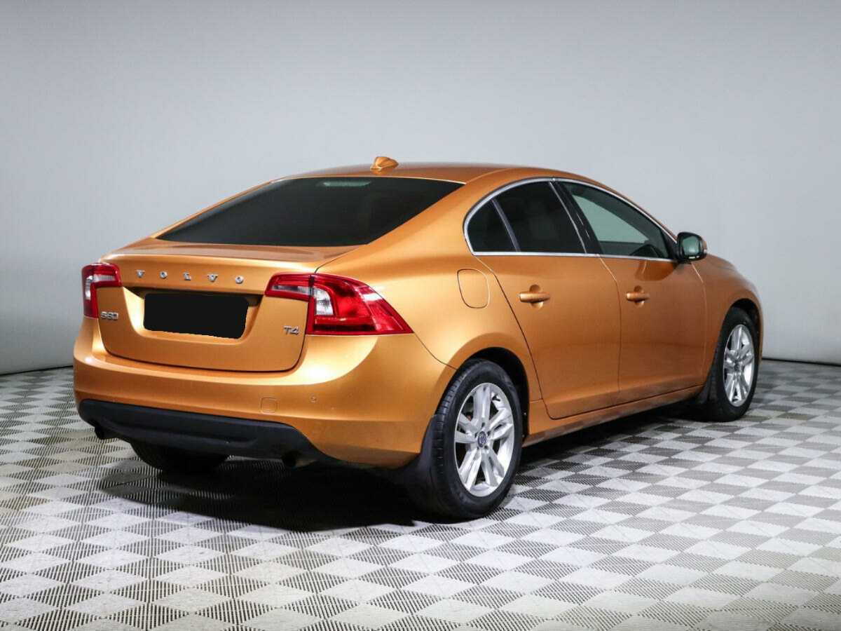 Volvo S60 2011 года с пробегом. Фото: #3