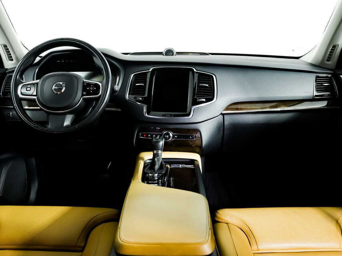 Volvo XC90 2015 года с пробегом. Фото: #10