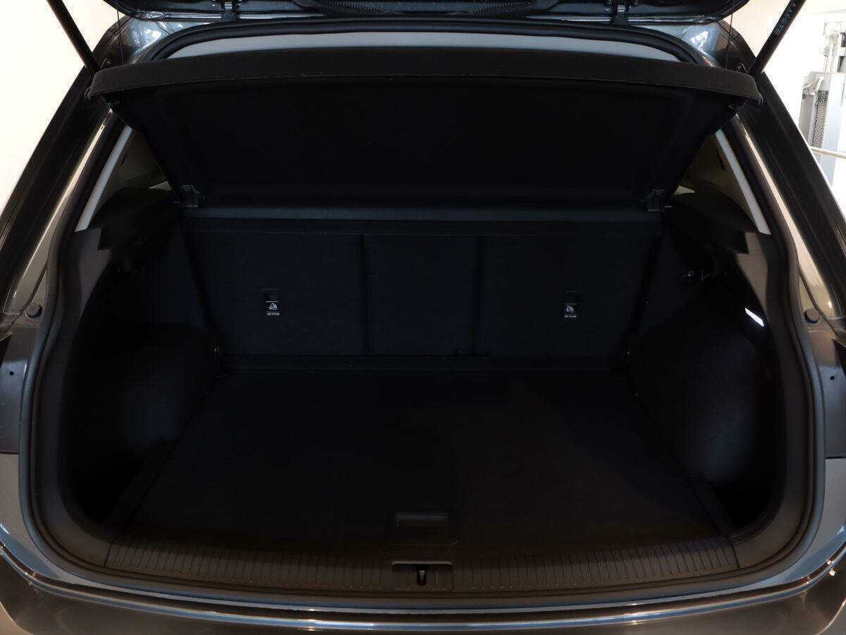Volkswagen Tiguan 2022 года с пробегом. Фото: #9