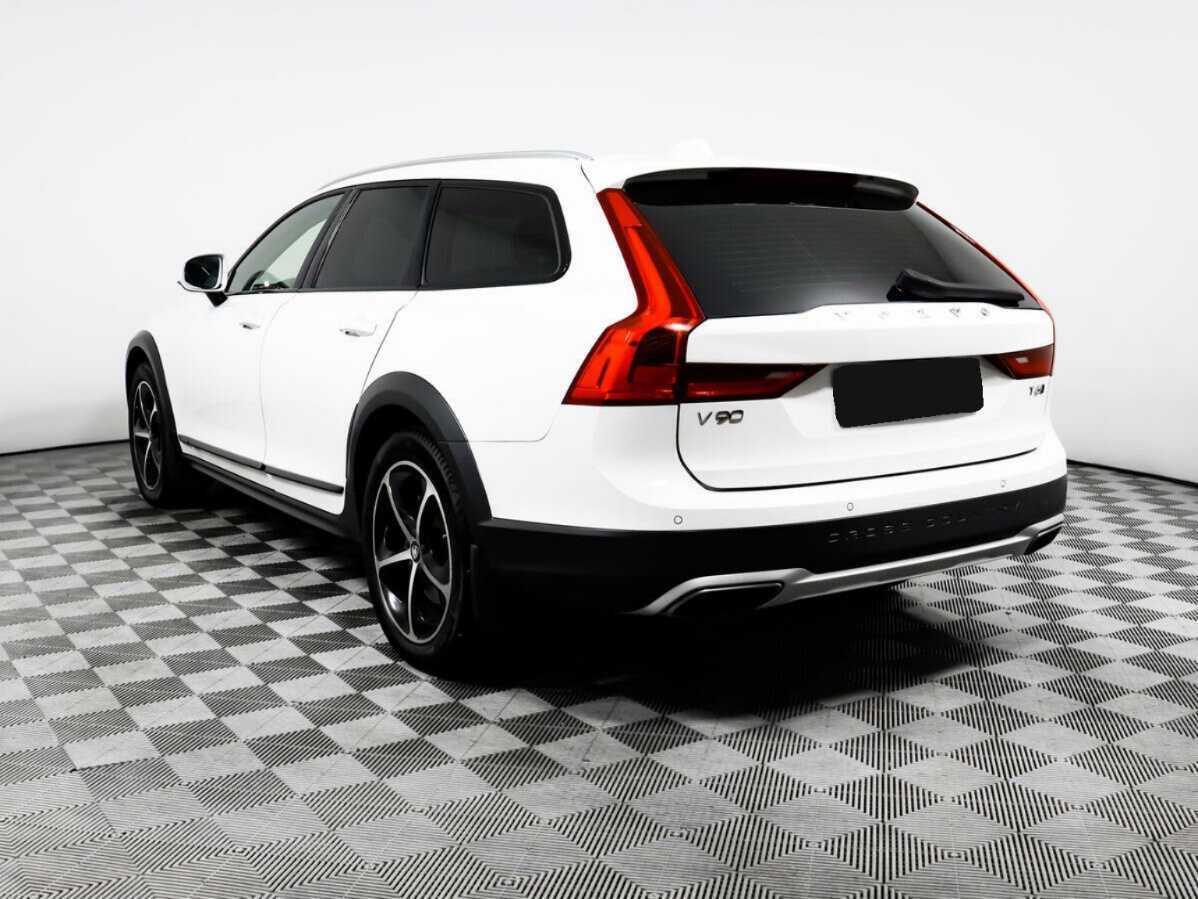 Volvo V90 Cross Country 2019 года с пробегом. Фото: #6