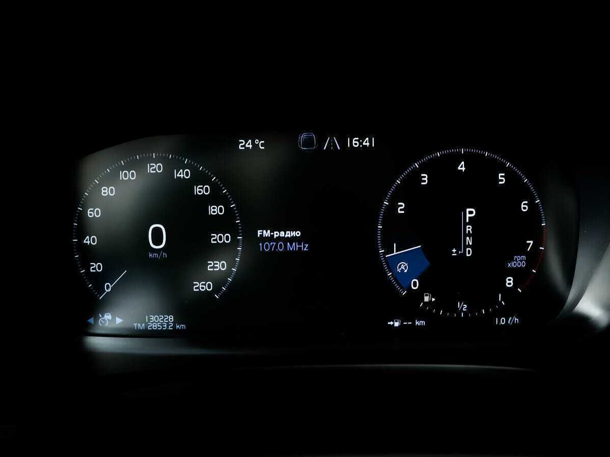 Volvo V90 Cross Country 2019 года с пробегом. Фото: #9