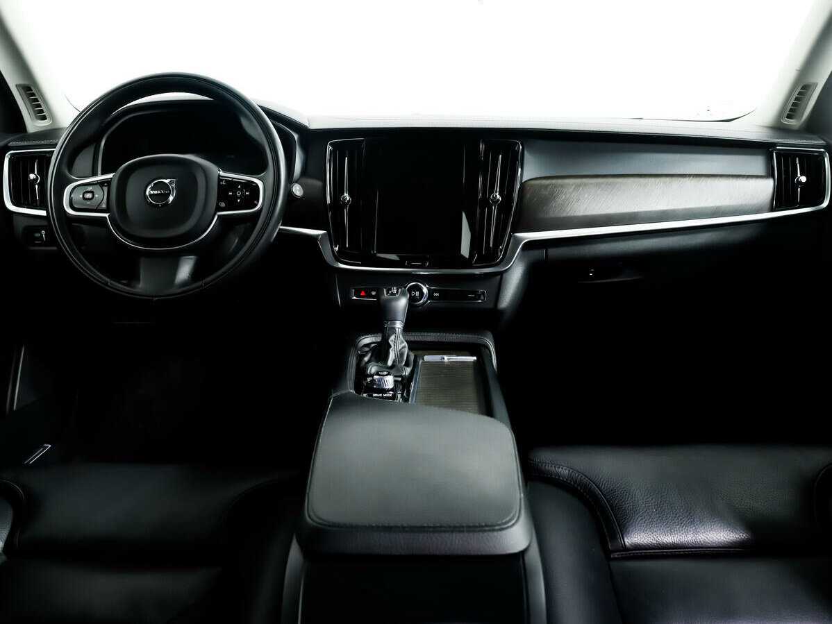 Volvo V90 Cross Country 2019 года с пробегом. Фото: #10