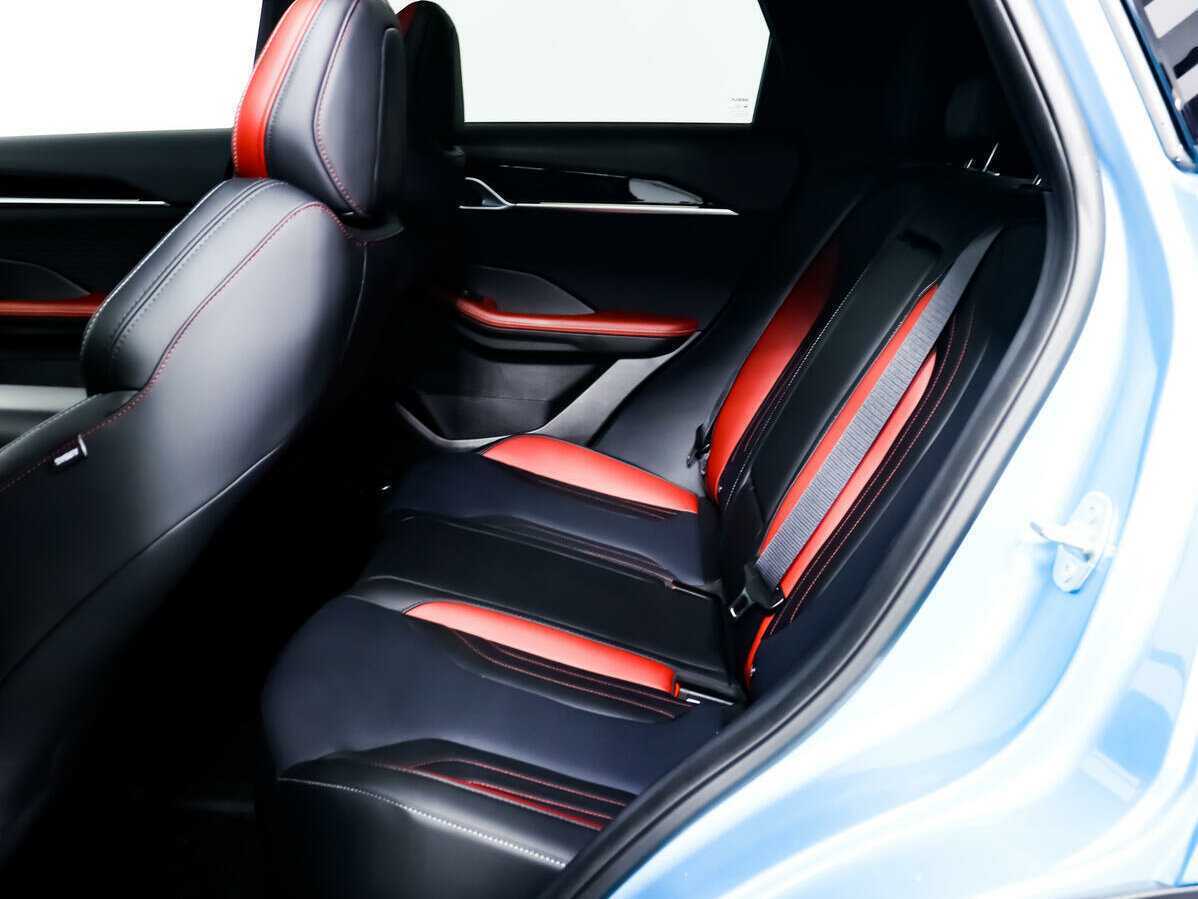 Geely Coolray 2023 года с пробегом. Фото: #11