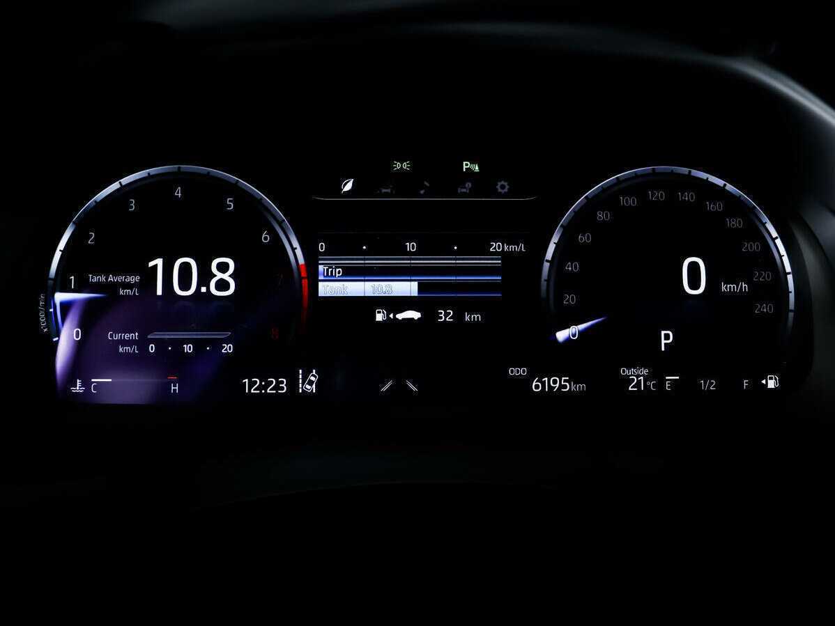 Toyota Camry 2022 года с пробегом. Фото: #9