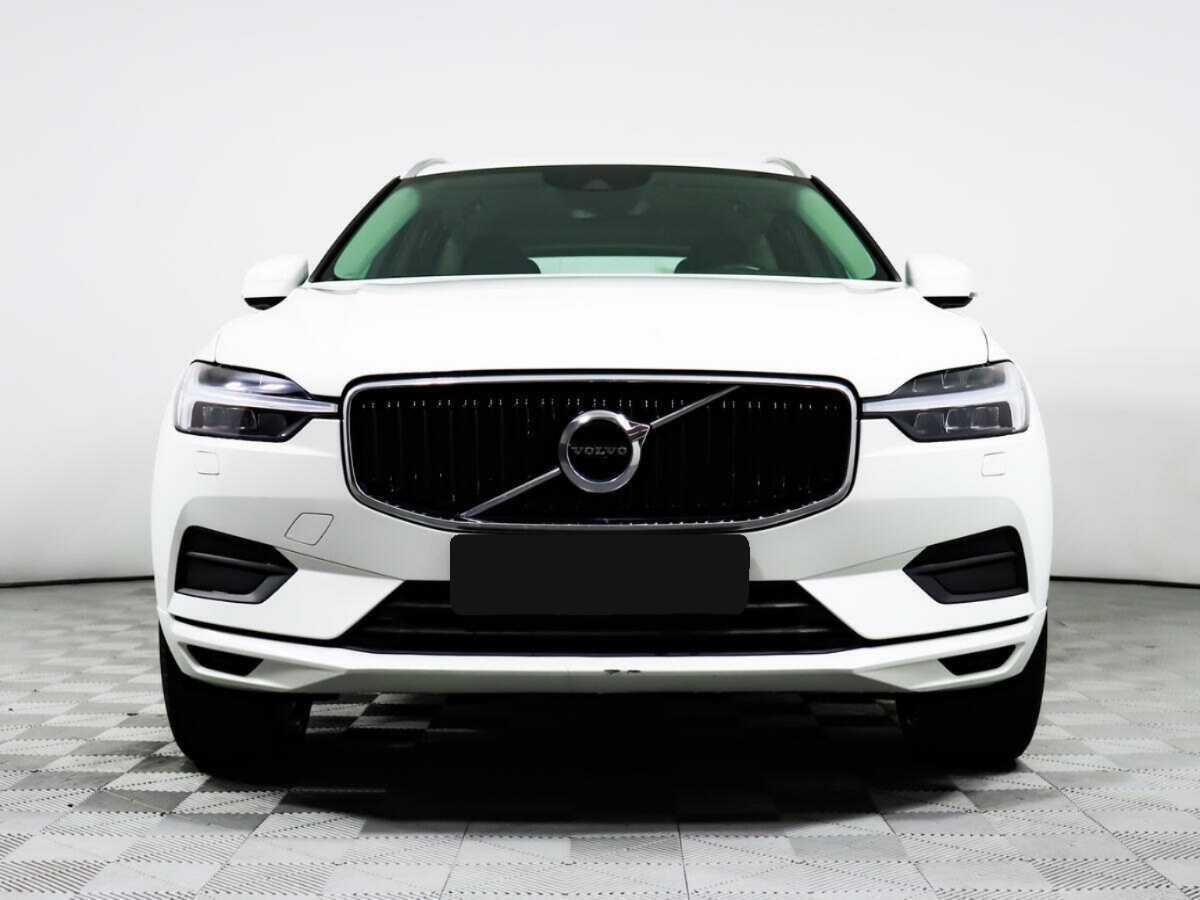 Volvo XC60 2021 года с пробегом. Фото: #1