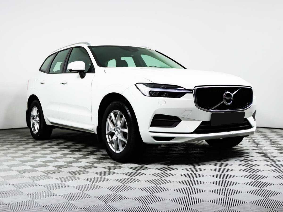 Volvo XC60 2021 года с пробегом. Фото: #2