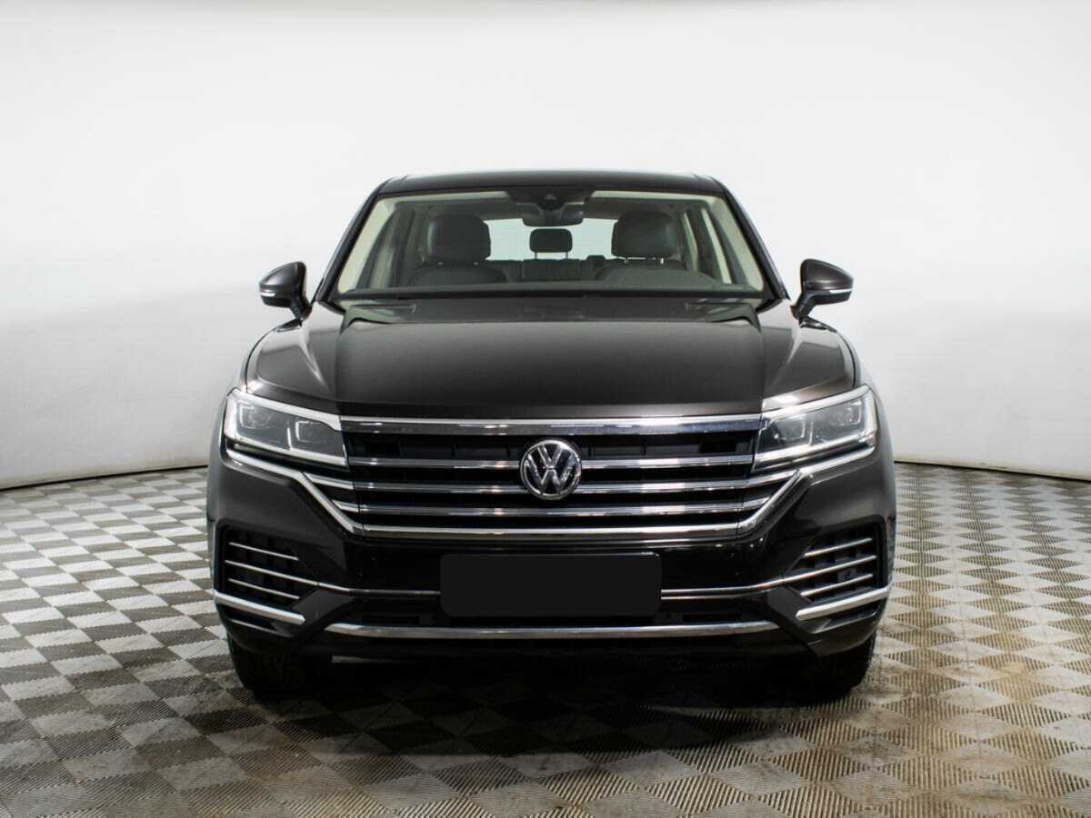 Volkswagen Touareg 2019 года с пробегом. Фото: #1