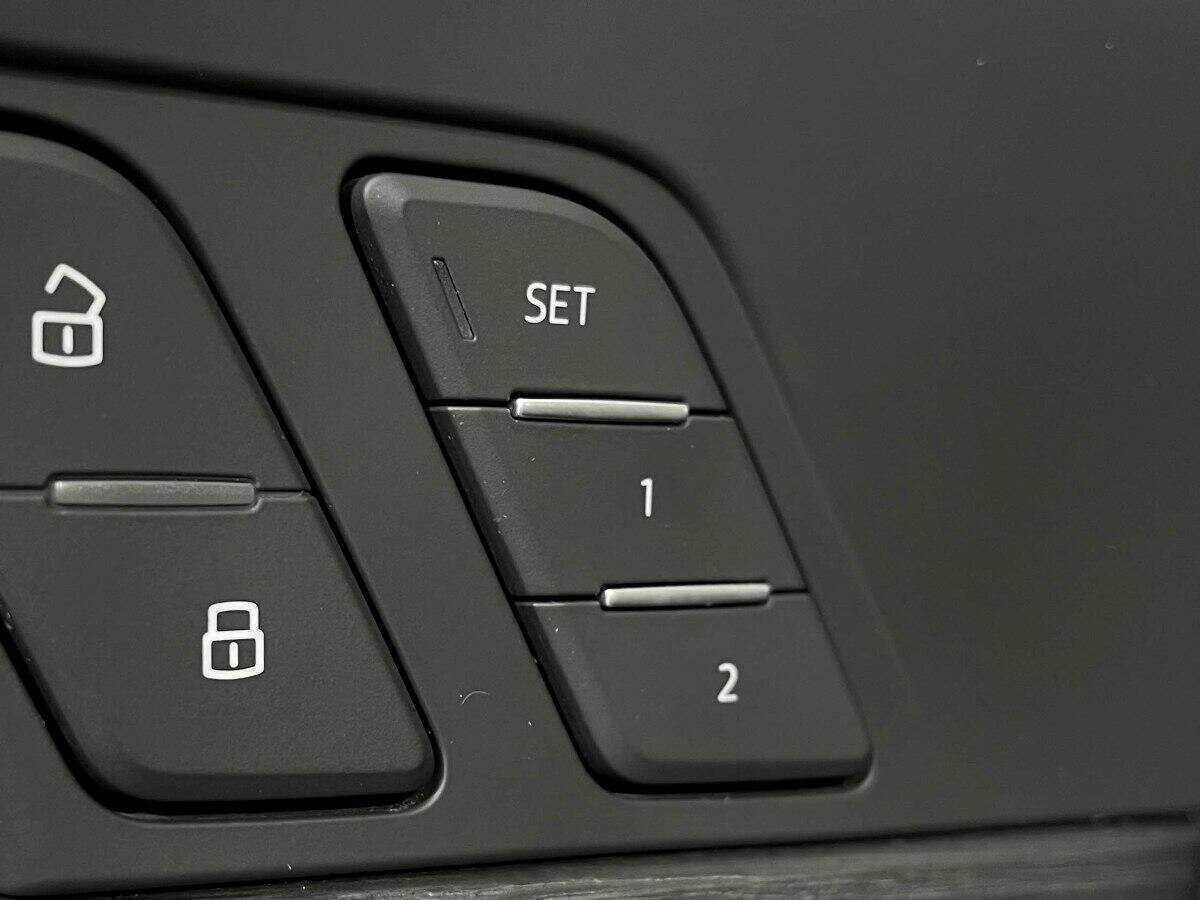 Audi A4 2018 года с пробегом. Фото: #14