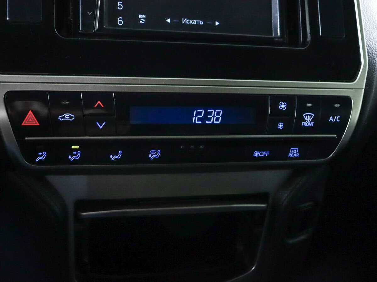 Toyota Land Cruiser Prado 2020 года с пробегом. Фото: #12