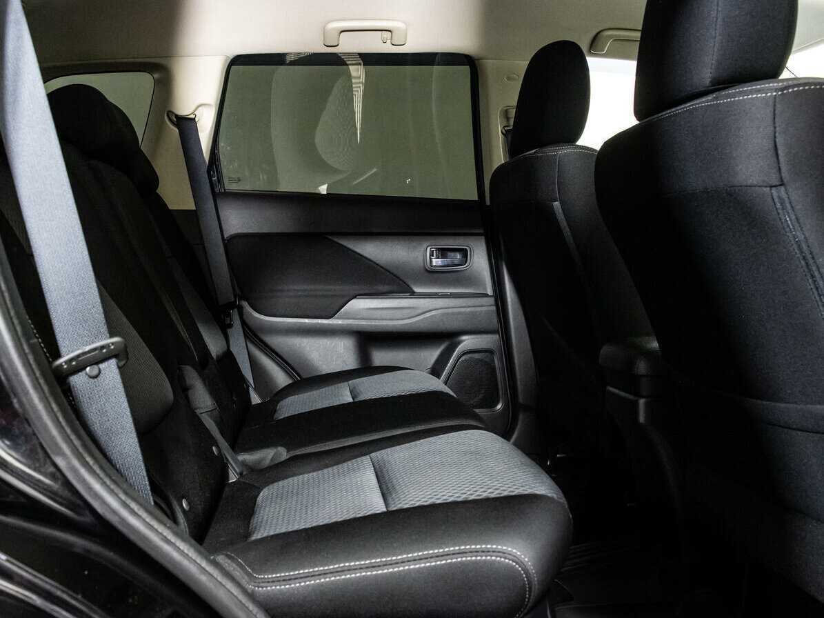 Mitsubishi Outlander 2018 года с пробегом. Фото: #15